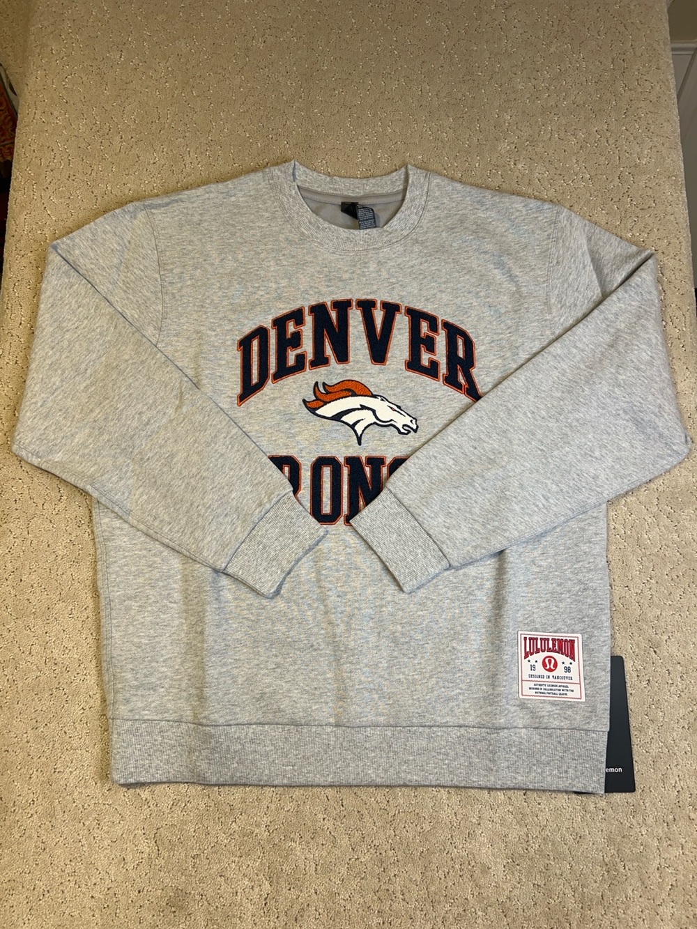 NWT lululemon Denver Broncos NFL Gray Steady State Crew Sweatshirt Size S